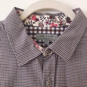 Ted Baker Short Sleeve Button Up Shirt, Size 5/XL